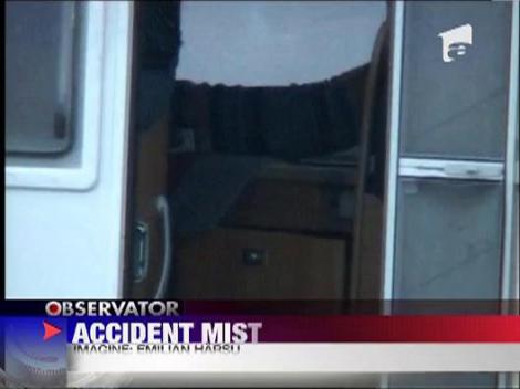 Rulota, inmatriculata in Regatul Unit, in apele Jiului