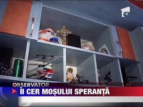 Are 13 ani si nu poate iesi la joaca cu alti copii de varsta lui!