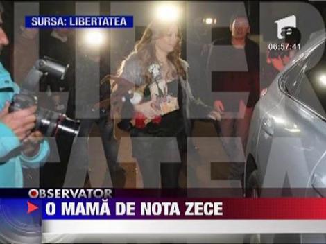 Proaspata mamica Elena Gheorghe, silueta de invidiat