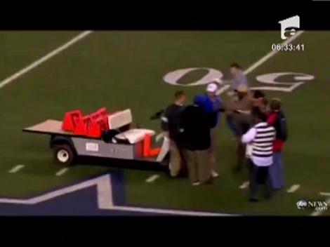 Accident stupid pe un teren de fotbal american