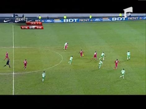 apostol il blocheaza pe tanase