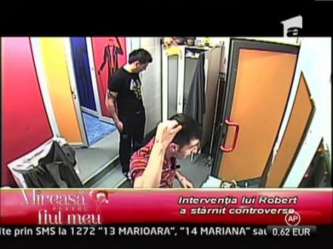 Dragos a fost deranjat de interventia telefonica a lui Robert