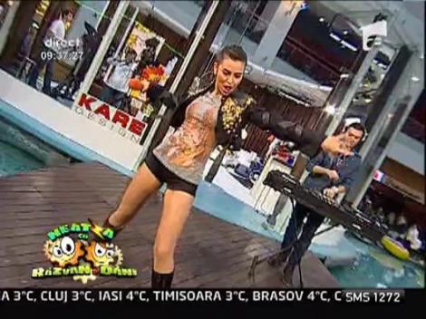 Roxana, profesoara de patinaj a Alessiei