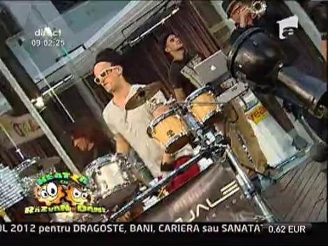 Naguale - Get up / Christmas people