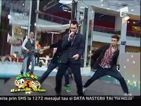 Phelipe - Addicted in Paris