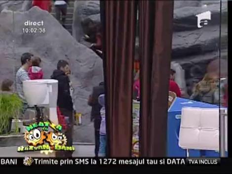 Iulian a castigat un laptoop la Neatza