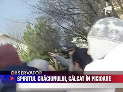 UPDATE / Palatul lui Gigi Becali, asaltat de sute de colindatori