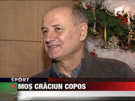 Copos da cadouri la toata lumea, mai putin la jucatori