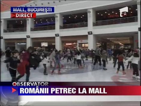 Romanii petrec la Mall a doua zi de Craciun