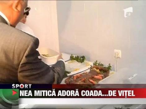 Dragomir va manca de Revelion coada de vitel si de bivol!