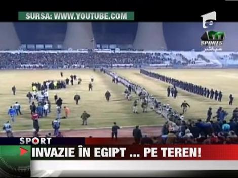 Meci de fotbal intrerupt de fani in Egipt