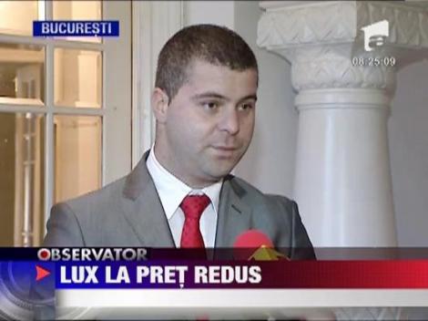 Vile de lux, la jumatate de pret.