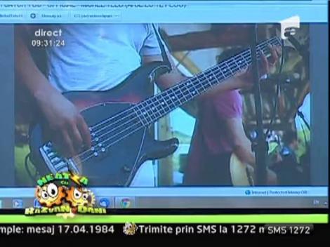 Razvan si Dani au vizionat varianta melodiei "Ai Se Eu Te Pego" in engleza