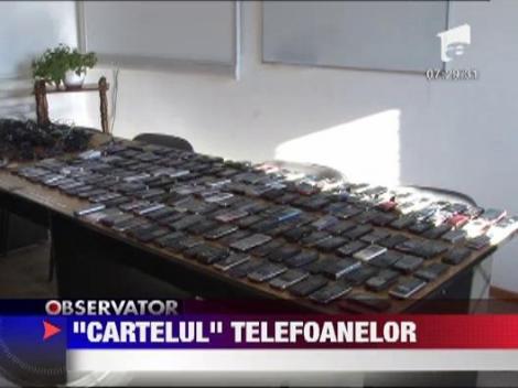 Telefoane mobile ascunse in paine pentru detinuti