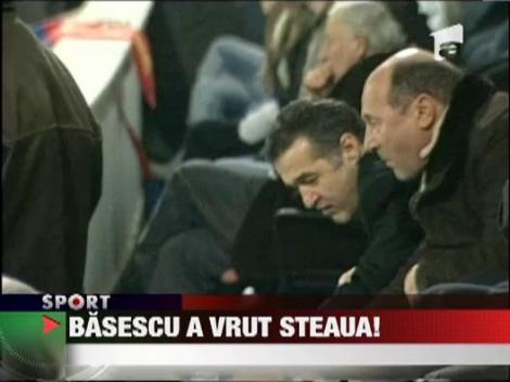 Corneliu Vadim Tudor, se jura ca presedintele Traian Basescu, a vrut sa-i fure Steaua