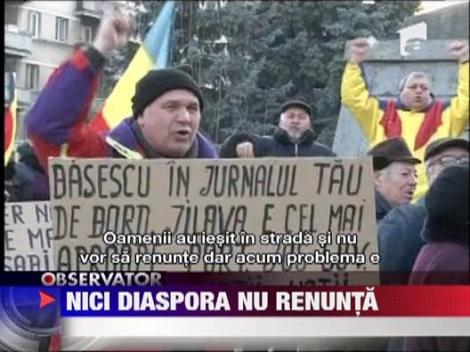 Protestele anti-Basescu continua si in strainatate