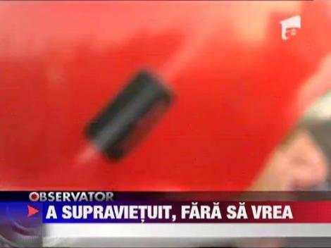 A scapat cu viata dupa ce s-a aruncat in fata metroului