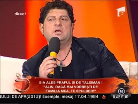 Materialul in care se presupune ca Tavi canta fals