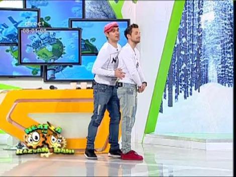 Razvan si Dani in haine mulate la Neatza