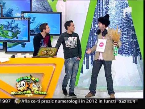 Johnny Talent a ramas fara lumina