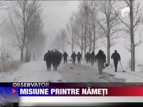 Jandarmii braileni au ajuns pe jos la ambulanta blocata la Tarlele Filiului