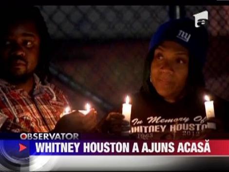 Trupul neinsufletit al lui Whitney Houston a ajuns in orasul natal !