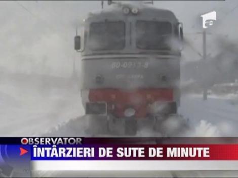 Traficul feroviar paralizat de viscol ‎