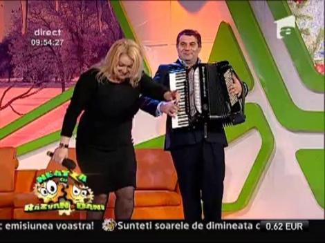 Viorica si Ionita din Clejani - Florile mele