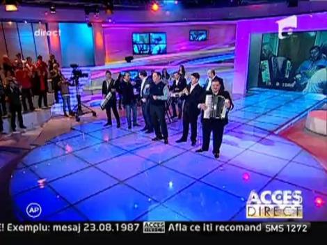 Vali Vijelie & Adi Caval - Cand esti sus si ai valoare