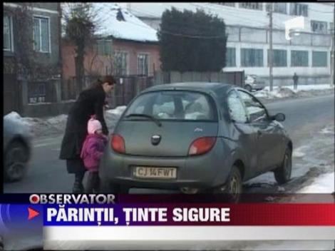 Hotii din Medias si-au marcat teritoriul in preajma gradinitelor si scolilor