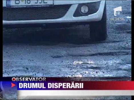 Au blocat un drum plin de gropi in semn de protest