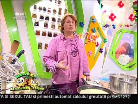 Clatite cu mousse de ciocolata si visine