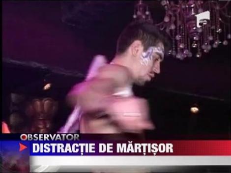 Distractie de martisor la malul marii