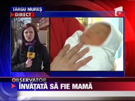 UPDATE/ O farmacista si-a abandonat bebelusul in scara blocului