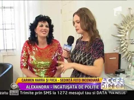 Carmen Harra si fiica, sedinta foto incendiara