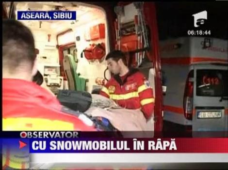 O plimbare cu snowmobilul s-a terminat la spital pentru doi barbati din Valcea