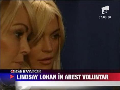 Lindsay Lohan arest voluntar la domiciliu