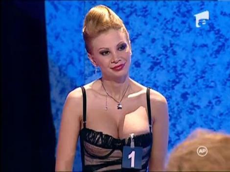 Ce cuvant lipsere din urmatorul fragment al melodiei "Maicuta, iti multumesc", Dan Spataru"?