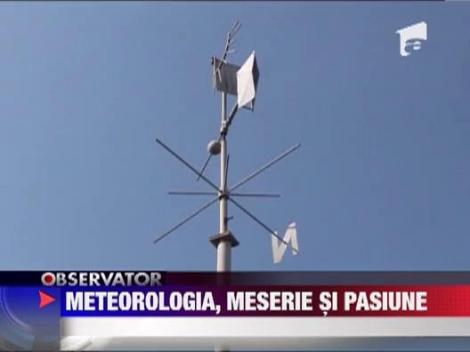 Un batran din Timisoara tine in curte o statie meteorologica