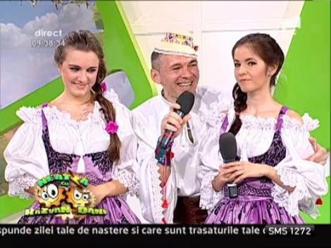 Trupa Mandrele, la Neatza