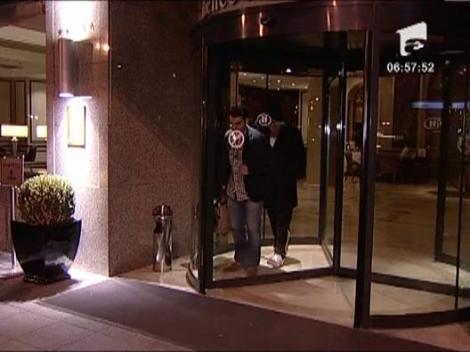 Mickey Rourke vrea sa faca un adapost pentru cainii vagabonzi, din Bucuresti