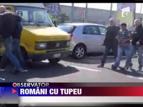 Romani cu tupeu din italia, risca inchisoarea