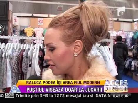 Raluca Podea si-a dus baietelul la Baby Boom