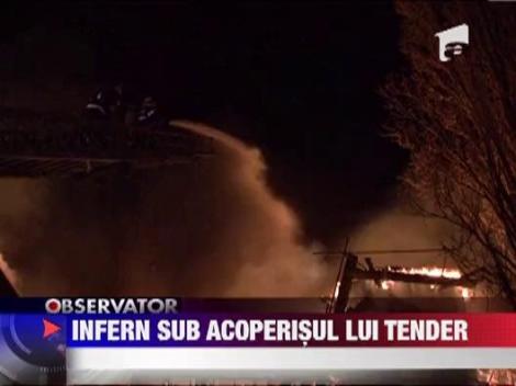 Una dintre cladirile lui Ovidiu Tender s-a facut scrum