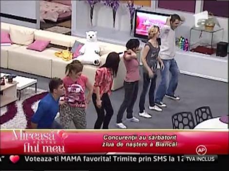 Concurentii s-au distrat la petrecerea organizata de ziua de nastere a Biancai