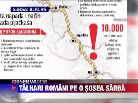 Hoti romani pe o sosea din Serbia