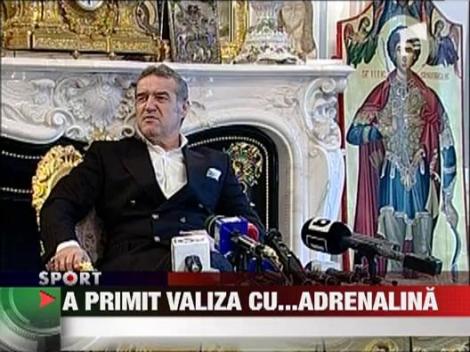 Gigi Becali si-a luat valiza inapoi