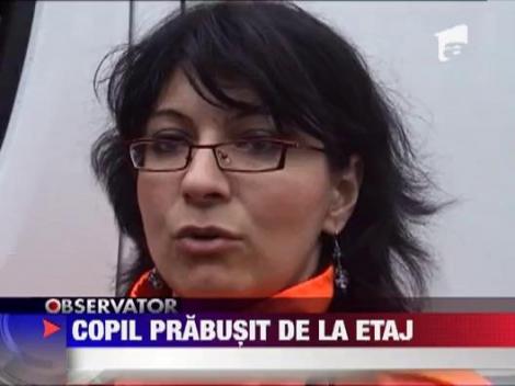 Copil cazut de la etajul 4 in Calarasi