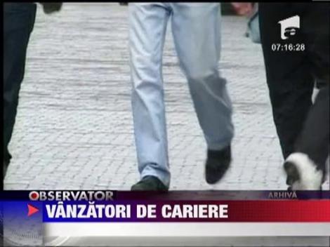 Vanzatori de cariere false