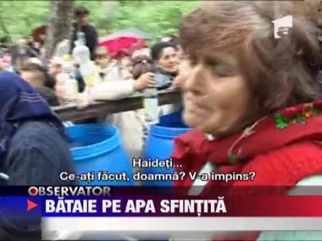 Bataie pe apa sfintita